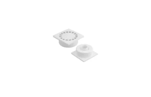 Gratar pentru teava de canalizare Aquer. Iesire dreapta. PVC. Alb. d 110 mm. 150 x 150 mm. image